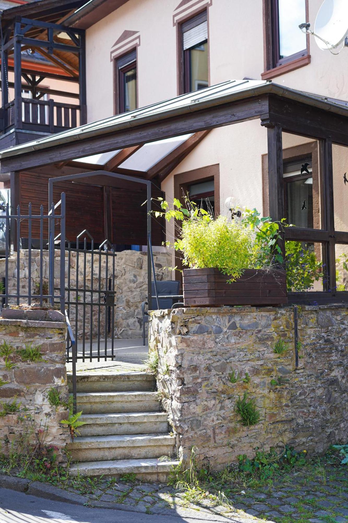 Haus Daniela Oberstadt Cochem Exterior photo